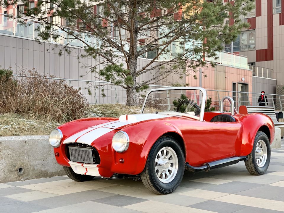 Детский автомобиль SHERHAN Mini Shelby Cobra (бензин)