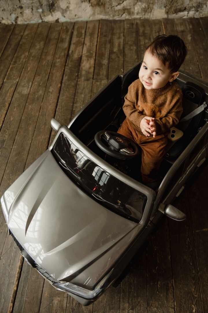 Детский электромобиль Lexus LX 570 YHO 9171 4x4 — изображение 3