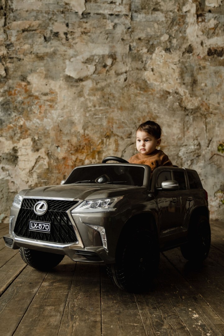 Детский электромобиль Lexus LX 570 YHO 9171 4x4 — изображение 2