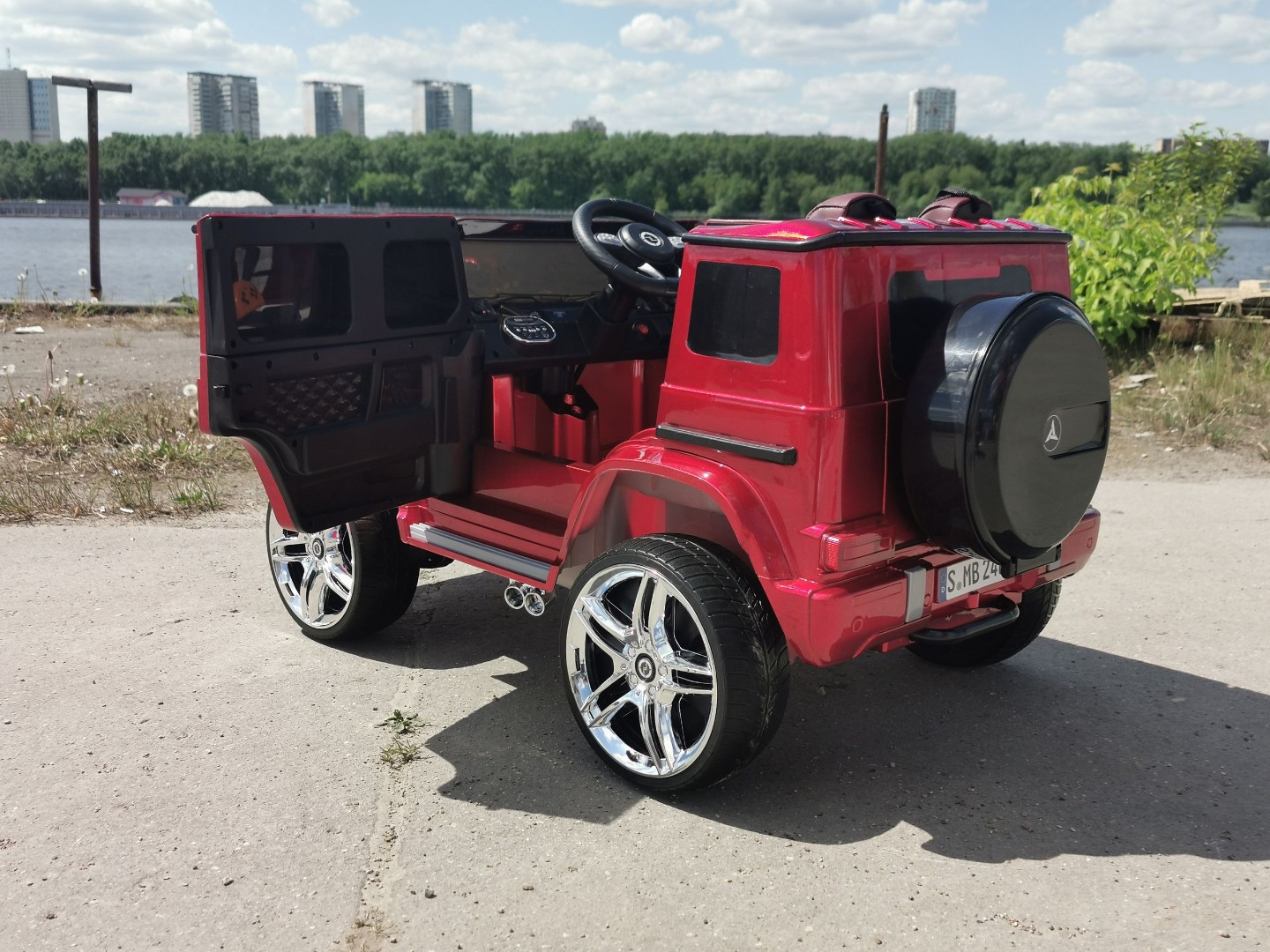 Детский электромобиль Mercedes-Benz G63 4х4 (высокая дверь) — изображение 14