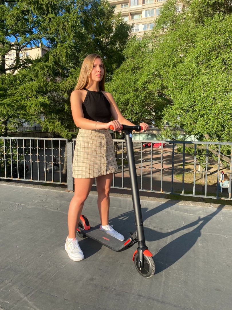 Электросамокат Ninebot KickScooter ES1L