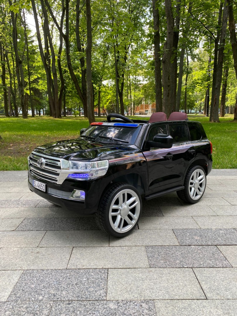 Детский электромобиль Land Cruiser Police YBH 4651