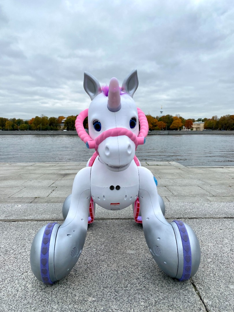 Детский электромобиль-единорог Rideamals Josie Unicorn — изображение 7