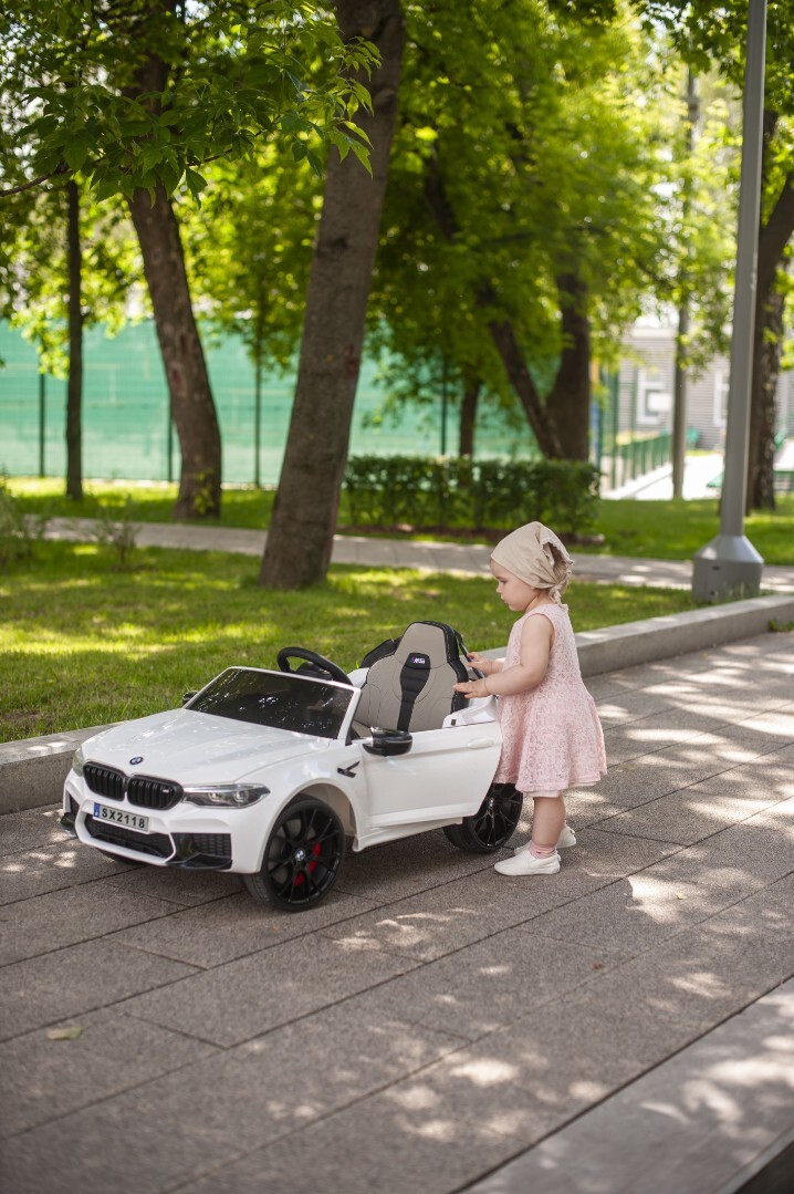 Детский электромобиль BMW M5 A555MP — изображение 27