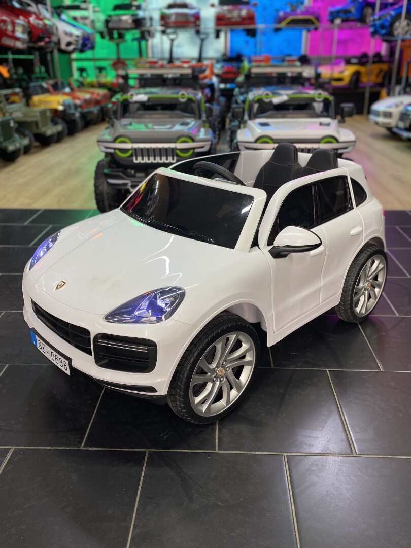 Детский электромобиль Porsche Cayenne YPD 7496 4x4