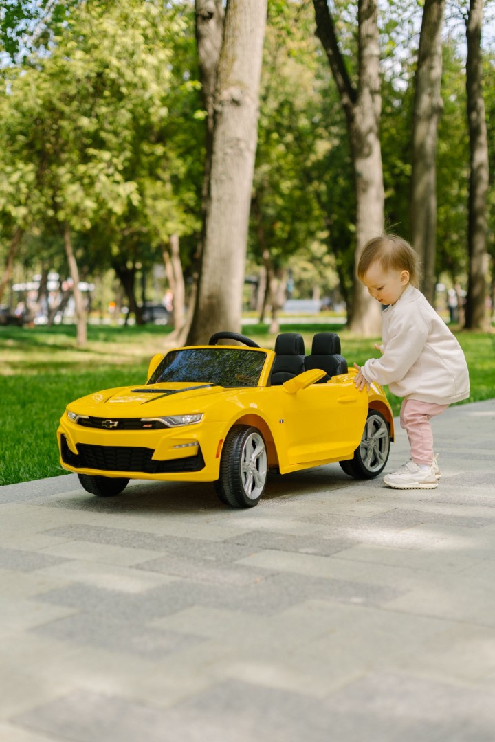 Детский электромобиль Chevrolet Camaro 2SS (HL558)