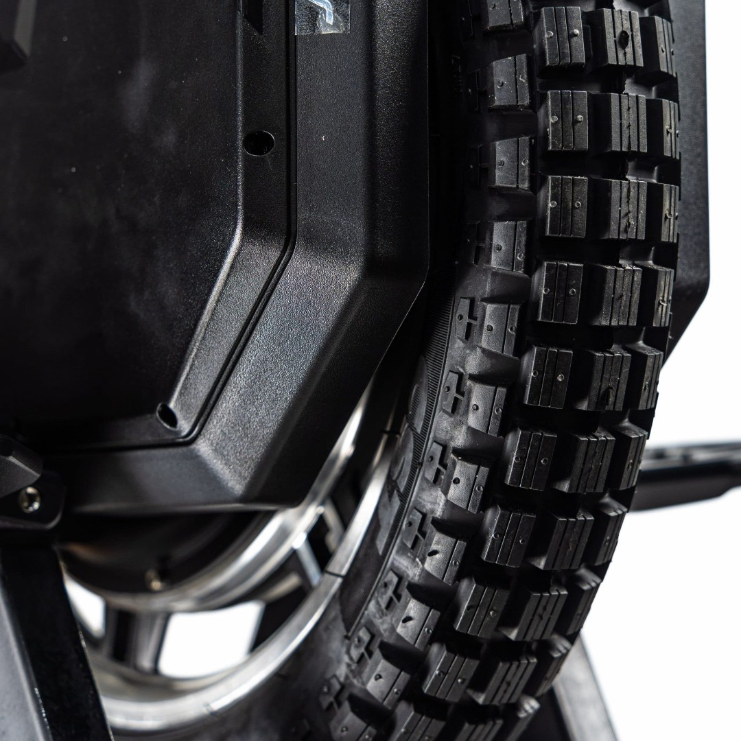 Моноколесо Extreme Bull (Begode) Commander 20'' 3600 Wh 100V — изображение 5