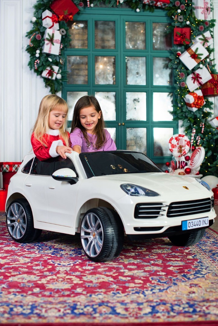 Детский электромобиль Porsche Cayenne S